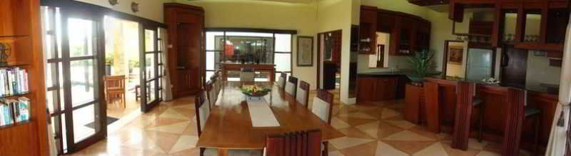 Suarti Resort, Villas & Gallery Ketewel Esterno foto