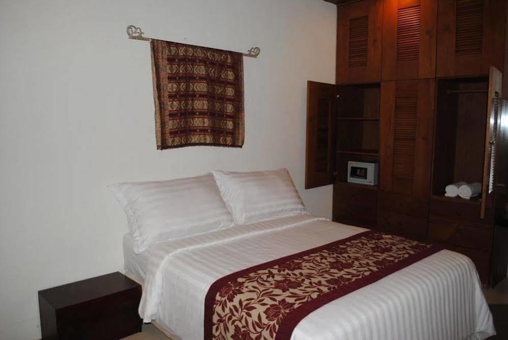 Suarti Resort, Villas & Gallery Ketewel Esterno foto