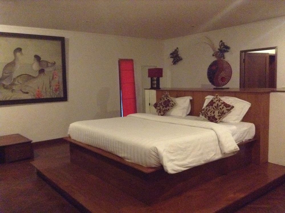 Suarti Resort, Villas & Gallery Ketewel Esterno foto