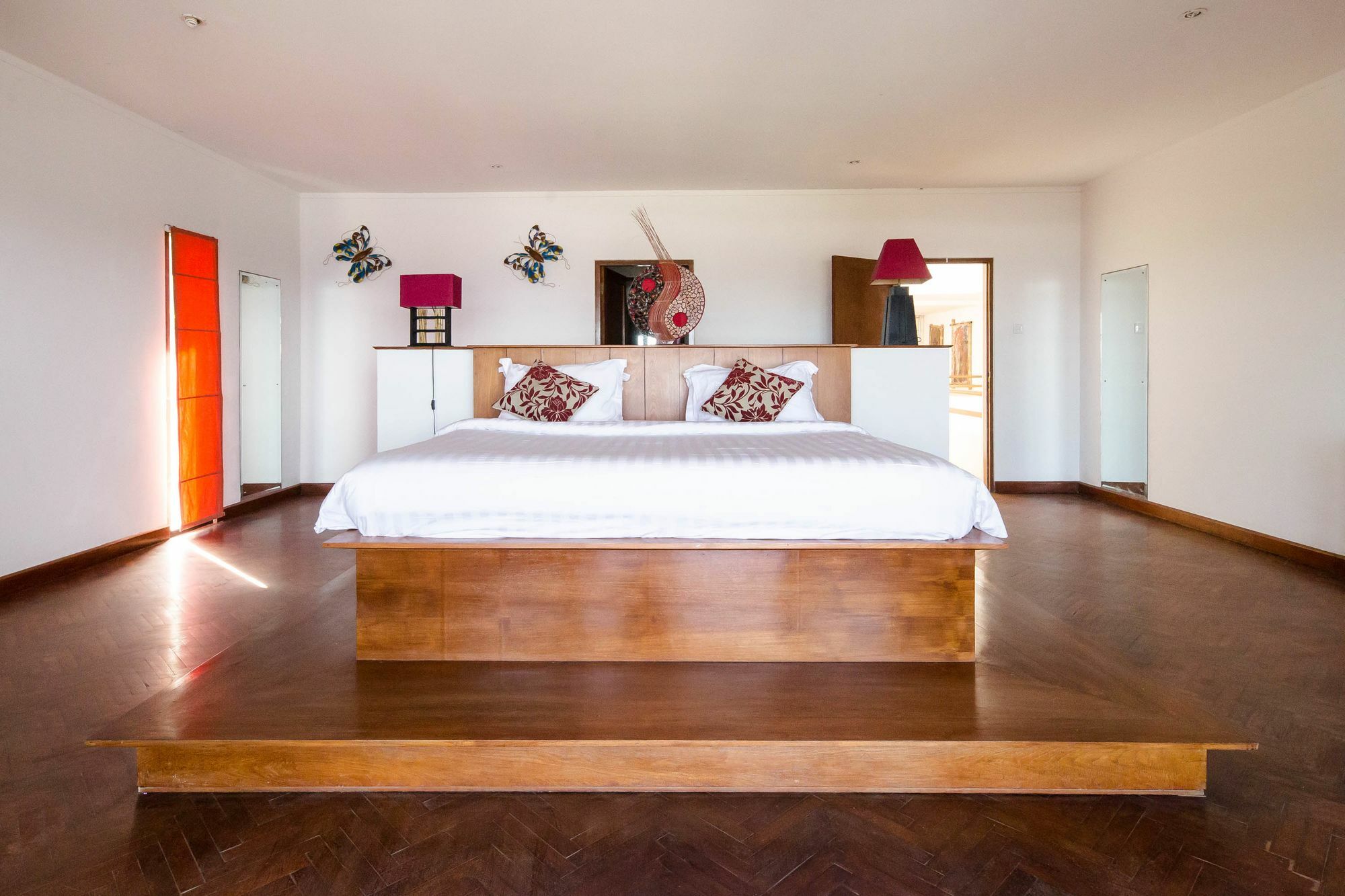 Suarti Resort, Villas & Gallery Ketewel Esterno foto