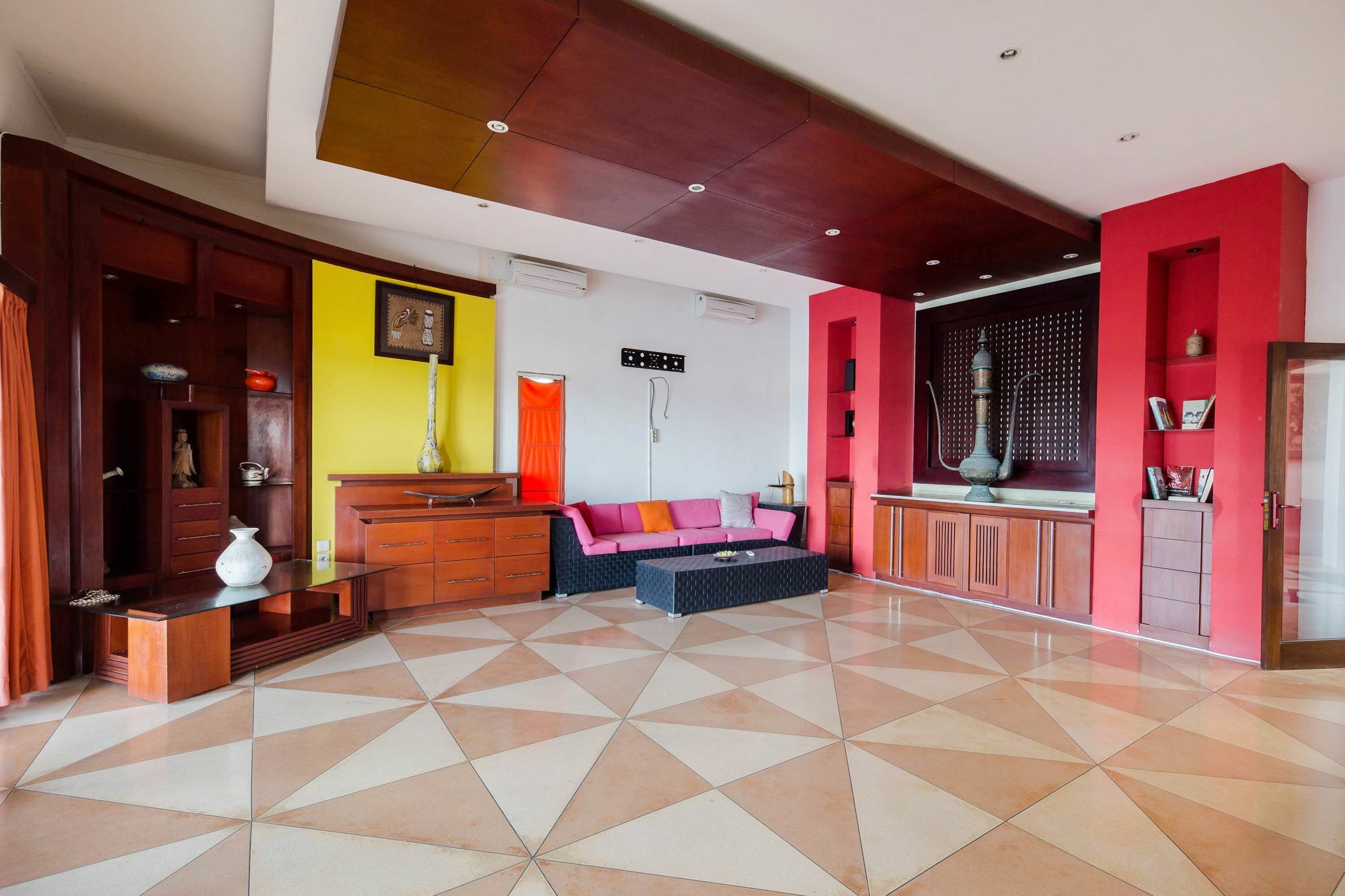 Suarti Resort, Villas & Gallery Ketewel Esterno foto